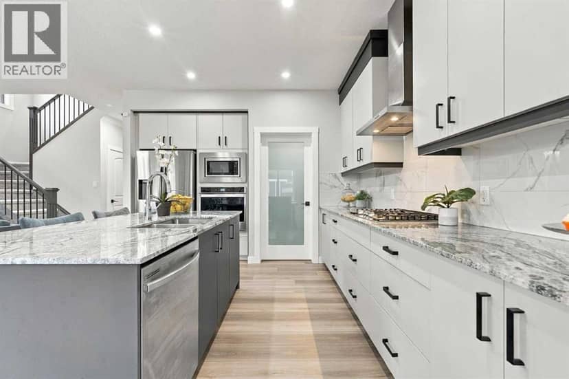 70 Creekside Avenue SW — photo 9 of 40