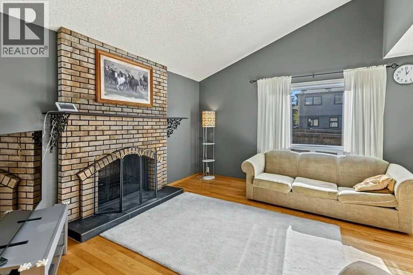 28, 76 Cedardale Crescent SW, Calgary, photo 3