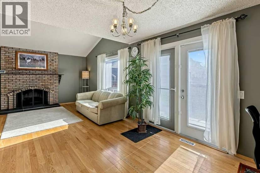 28, 76 Cedardale Crescent SW, Calgary, photo 6