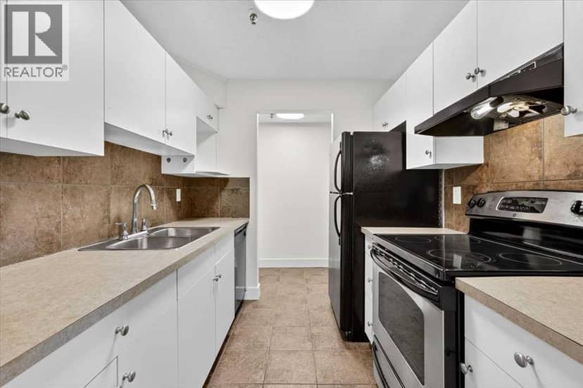 108, 647 1 Avenue NE — photo 14 of 40