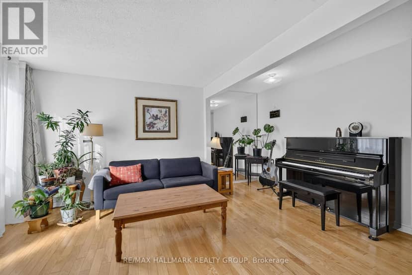 163 McClintock Way — photo 16 of 40
