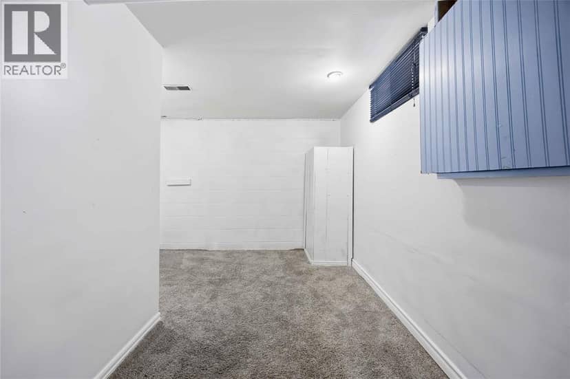 315 Brentwood CRESCENT — photo 29 of 35
