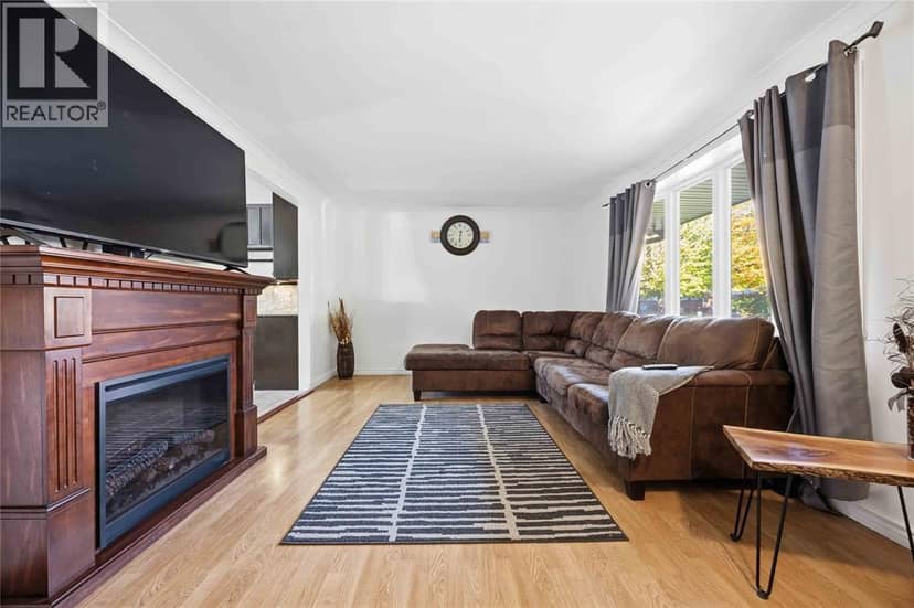 315 Brentwood CRESCENT, St. Clair, photo 7
