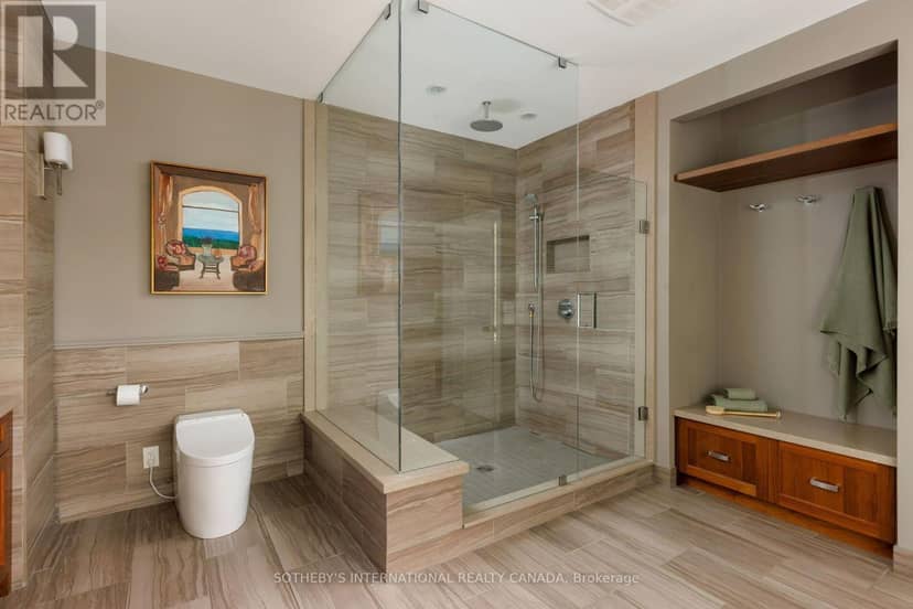 1 Nina Street — photo 19 of 36