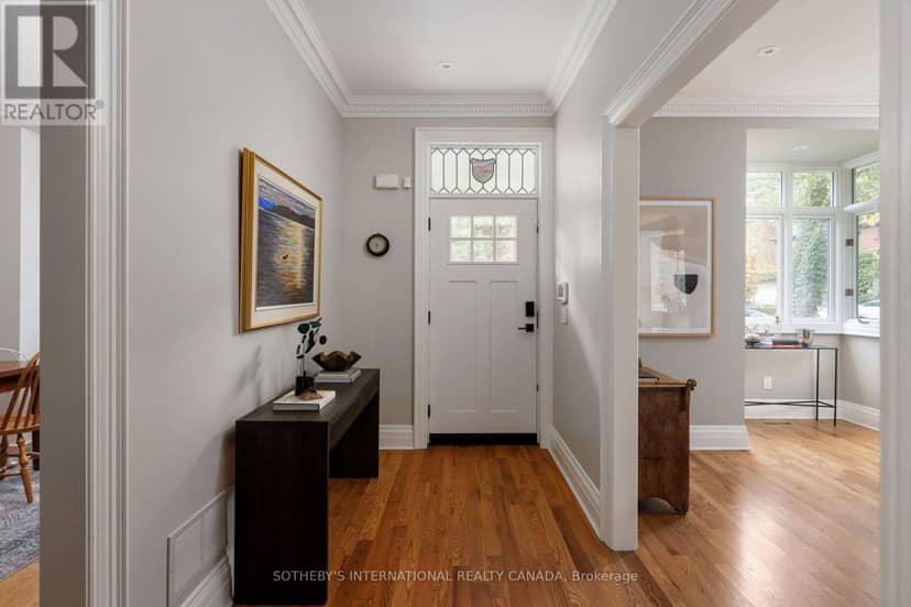 1 Nina Street, Toronto, photo 2