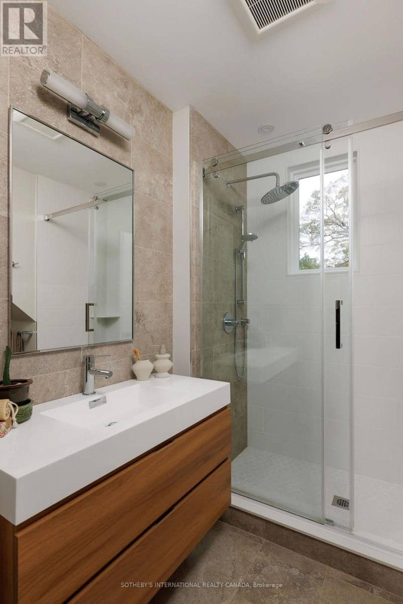 1 Nina Street — photo 26 of 36