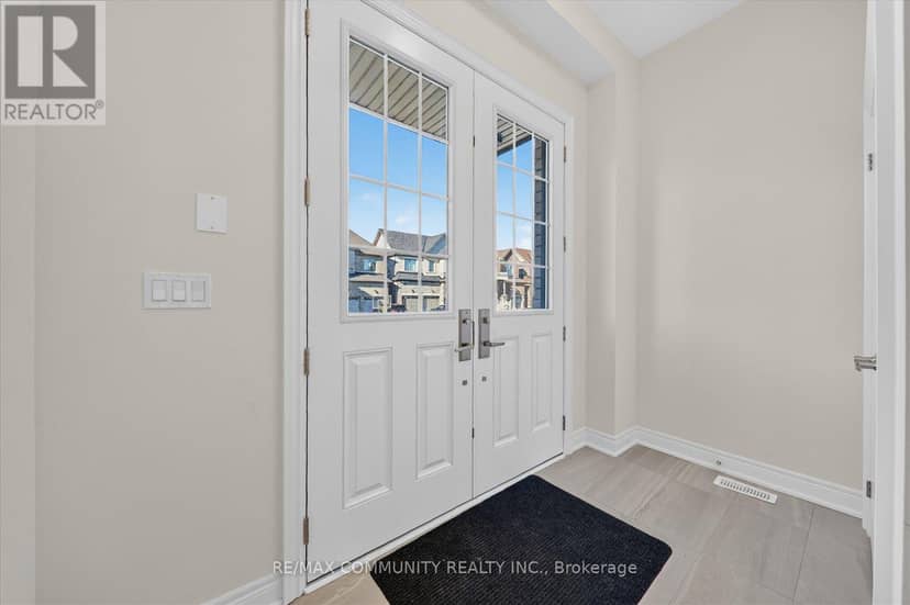 19 Rogerson Street, Clarington, photo 6