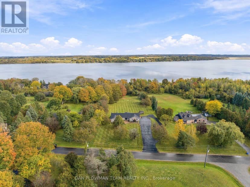 30 Castle Harbour Drive, Scugog