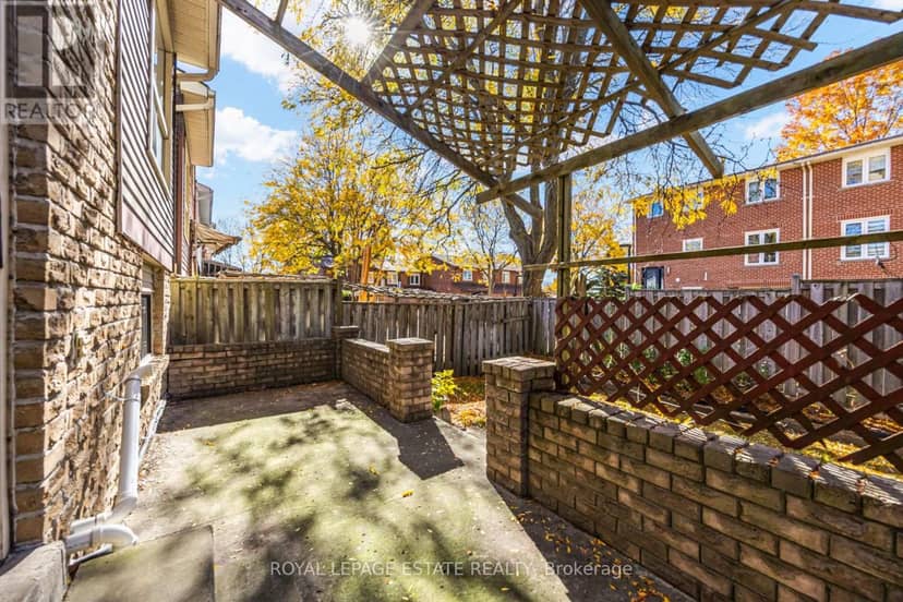73 Spring Forest Square — photo 37 of 40