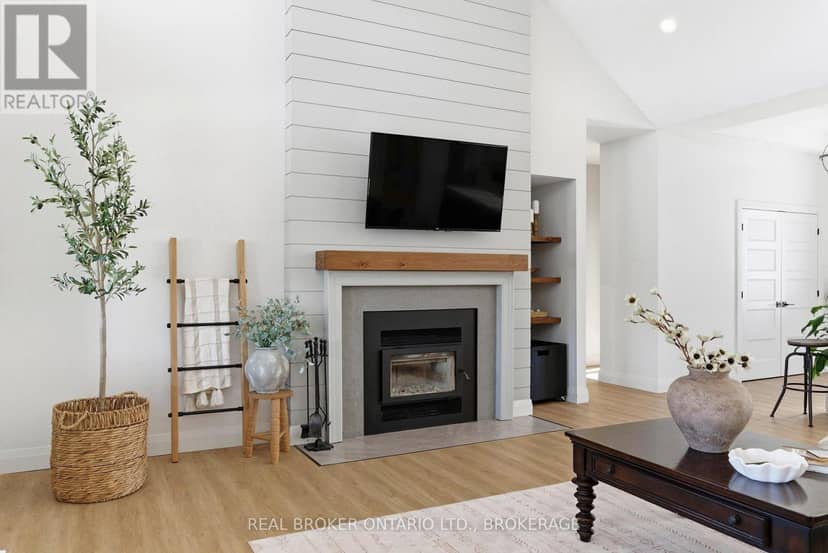 16119 Eamer Road, South Stormont, photo 7