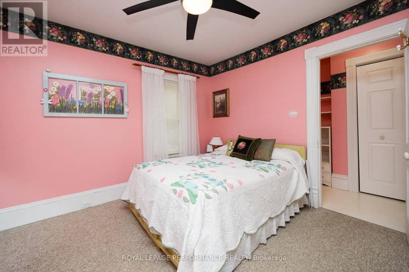 11 Peter Street — photo 23 of 40