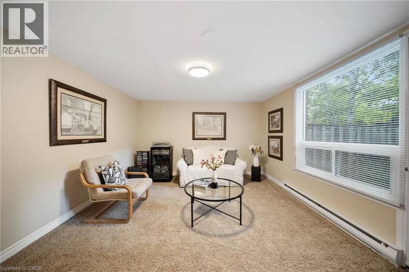 4 PATRICE Court, Dundas, photo 3