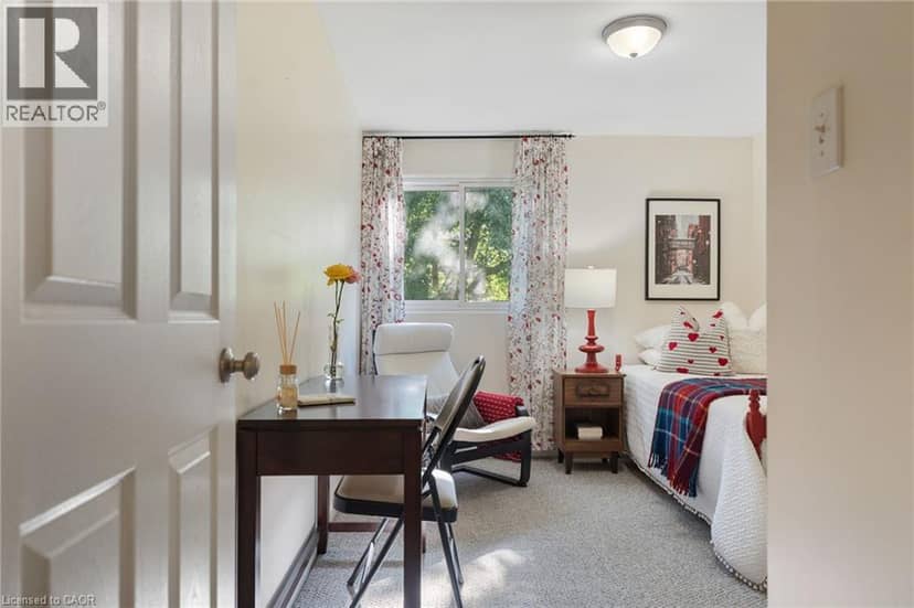 4 PATRICE Court — photo 9 of 16