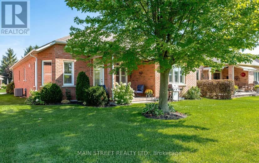 54 Couples Gallery, Whitchurch-Stouffville, photo 6
