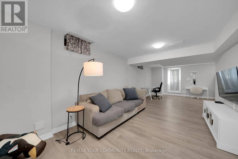 1042 Wilbur Pipher Circle — photo 35 of 40