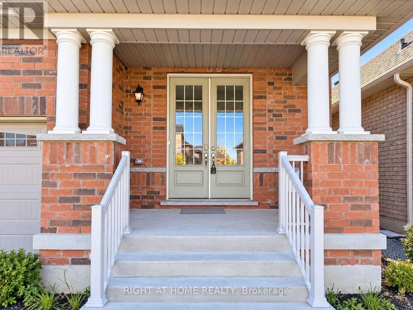 23 Bruce Welch Avenue, Georgina, photo 3