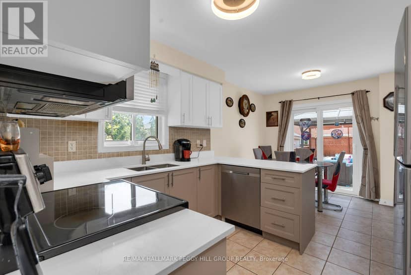 9 Stephanie Lane, Barrie, photo 3