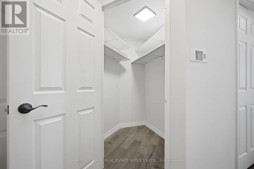 PH05 - 250 Webb Drive, Mississauga, photo 5