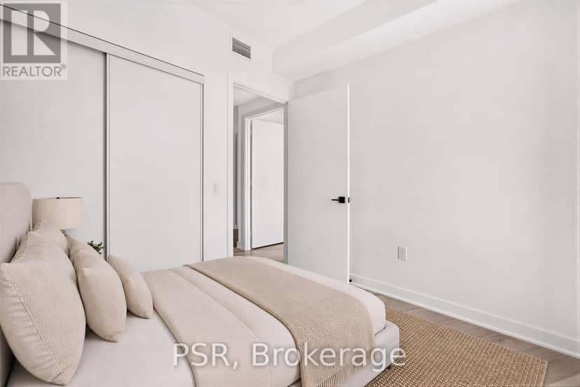 1207 - 1185 Dupont Street — photo 17 of 33