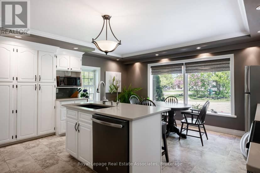421194 Concession 6 Ndr, West Grey, photo 6
