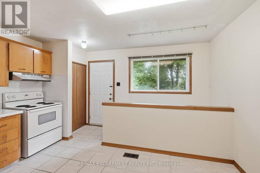 44 McDonald Court — photo 10 of 24