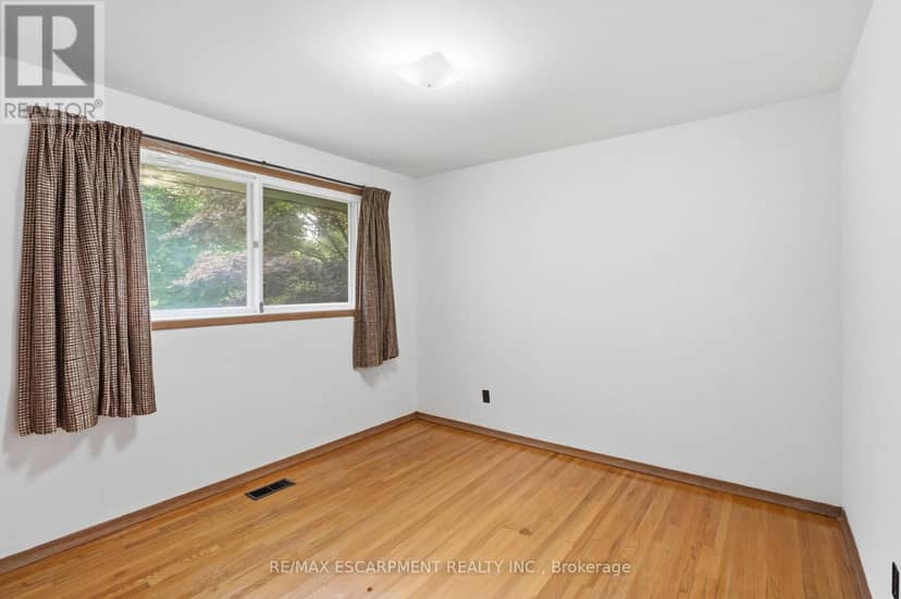 44 McDonald Court — photo 13 of 24