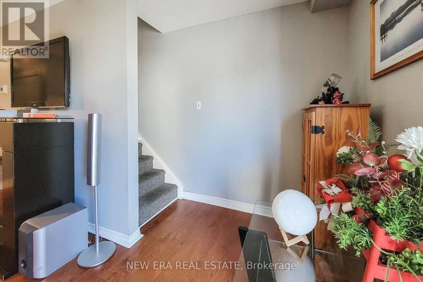 36 - 8136 Coventry Road — photo 23 of 40
