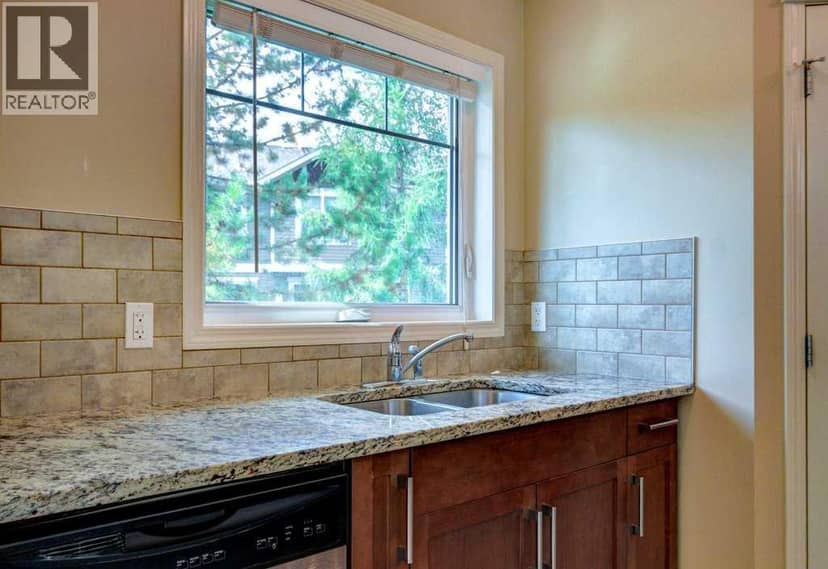409 Cranberry Park SE — photo 12 of 40