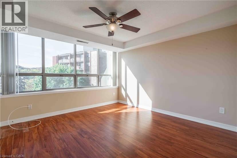 6 VILLAGE GREEN Boulevard Unit# 606 — photo 20 of 40