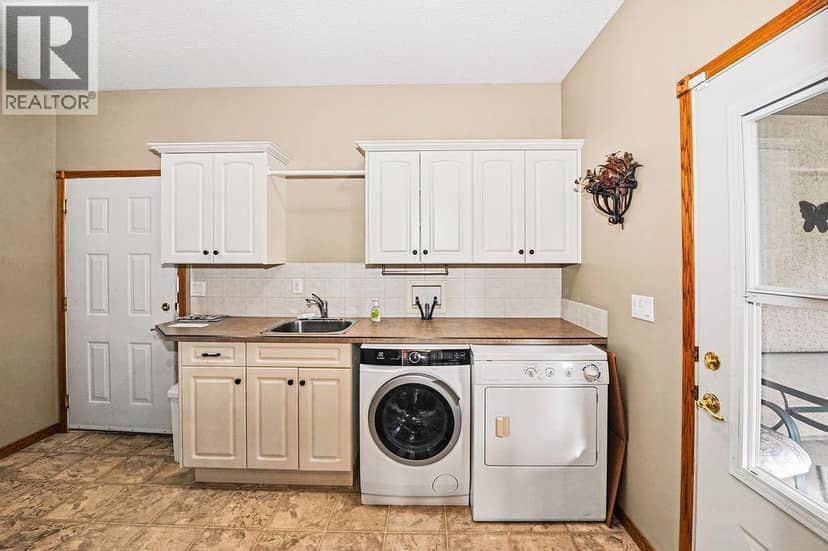 516 Park Ridge Close — photo 27 of 40