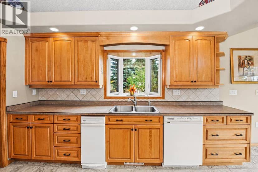 516 Park Ridge Close — photo 17 of 40