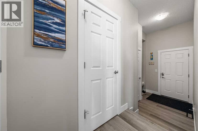605 Southwinds Close SW — photo 25 of 40