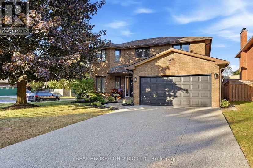 551 Kastelic Place, Burlington, photo 2