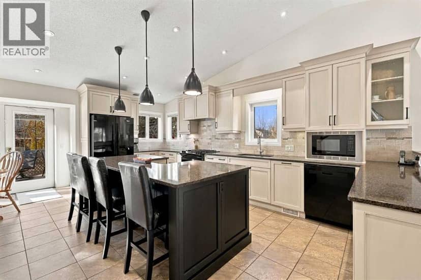 95 Macewan Ridge Close NW — photo 18 of 40