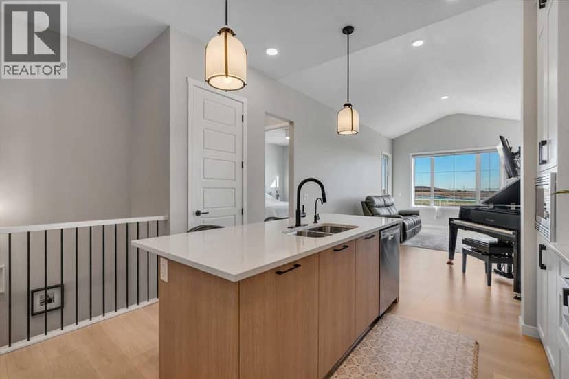 198 Savoy Landing SE, Calgary, photo 4