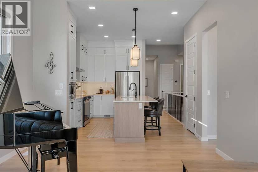 198 Savoy Landing SE — photo 9 of 40
