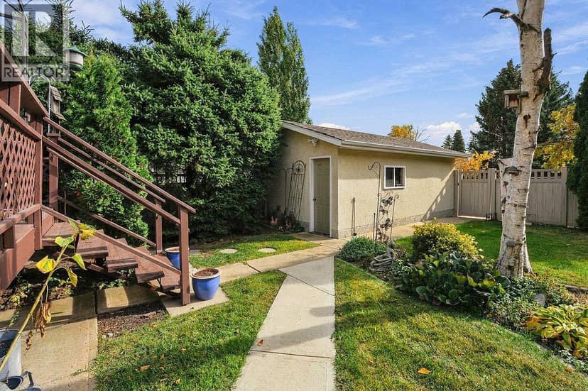 5907 43 Avenue — photo 31 of 40