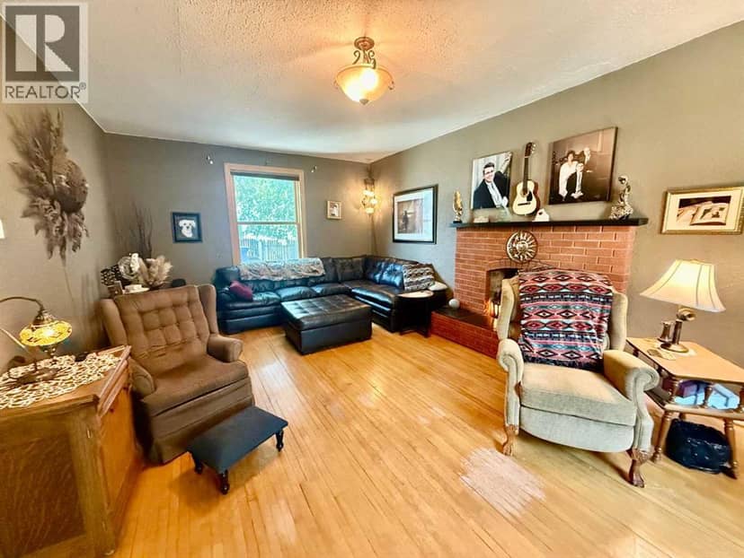 5107 46 Street — photo 22 of 37
