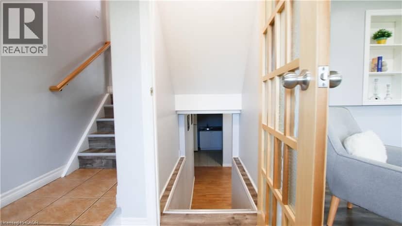 18 CLEARVIEW Drive — photo 38 of 40