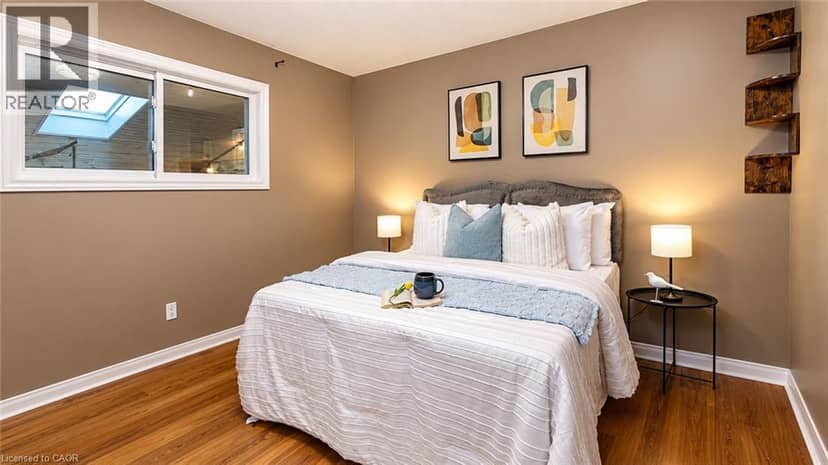 18 CLEARVIEW Drive — photo 13 of 40