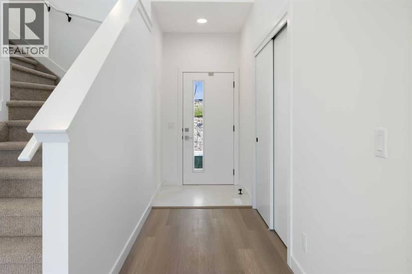 118, 2230 81st Street SW, Calgary, photo 2