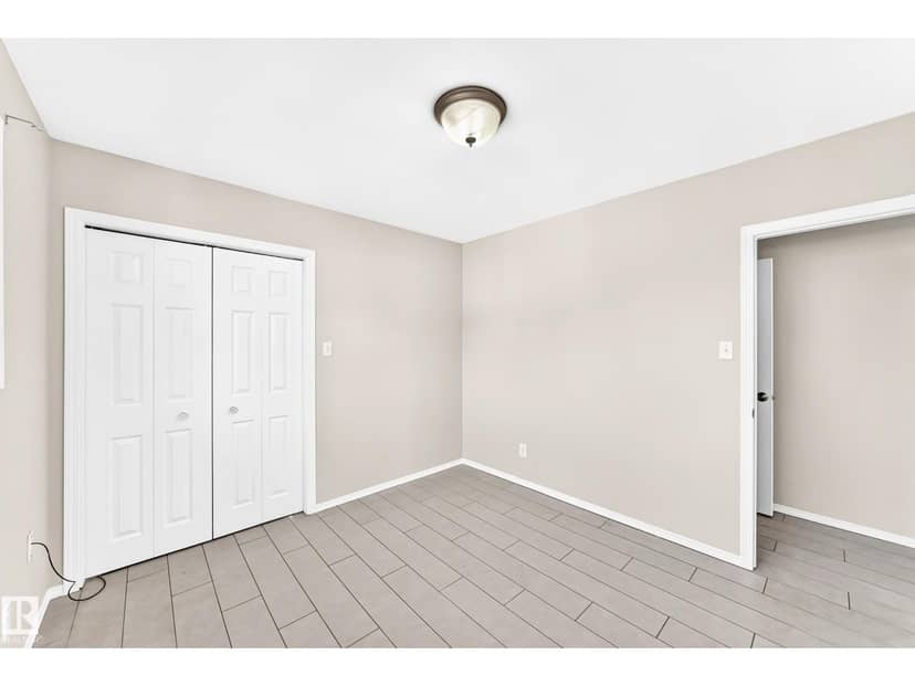 12217 88 ST NW — photo 17 of 40