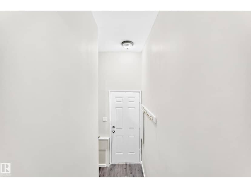 12217 88 ST NW — photo 21 of 40