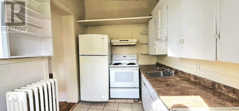 96 Upper Prince Street — photo 12 of 27