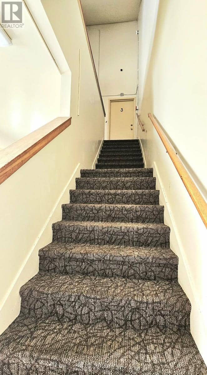 96 Upper Prince Street — photo 23 of 27