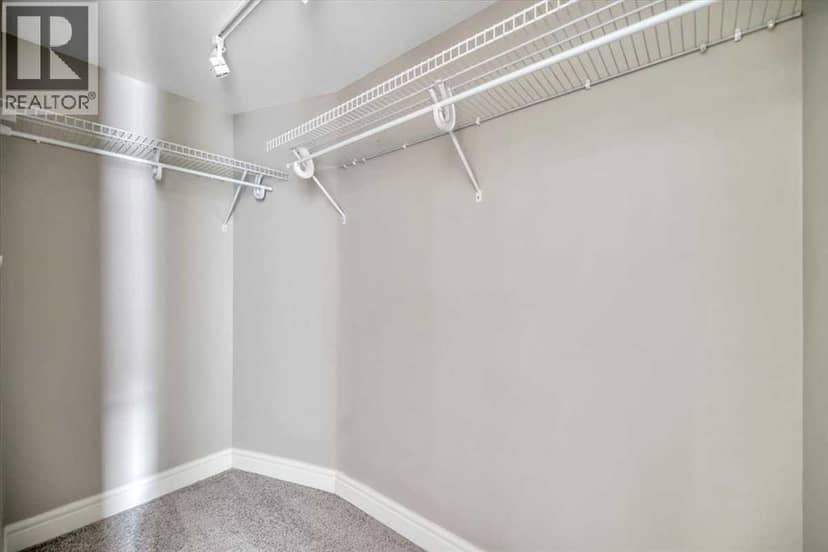 1607, 910 5 Avenue SW — photo 32 of 40