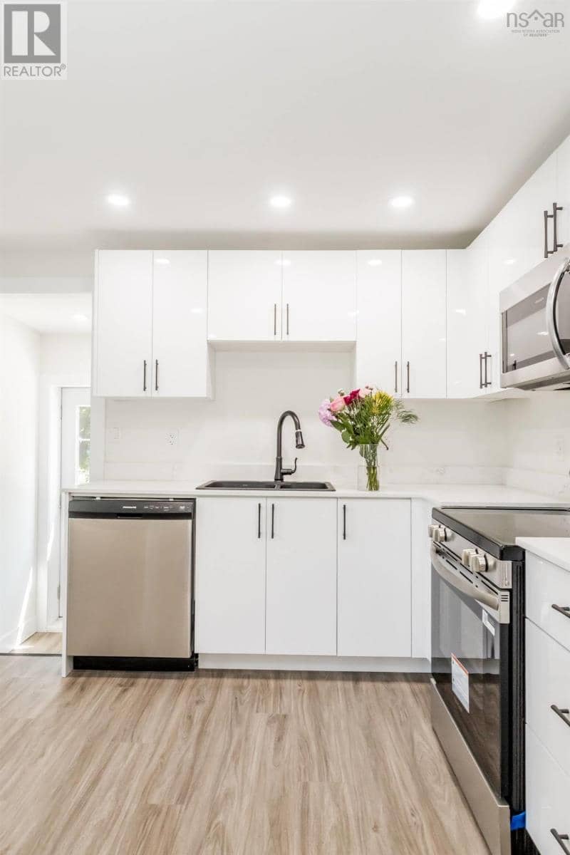 155 Wiley Avenue — photo 11 of 40