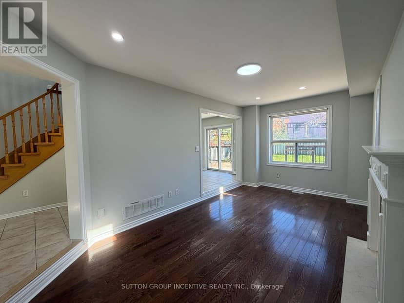 29 Raquel Street, Barrie, photo 8