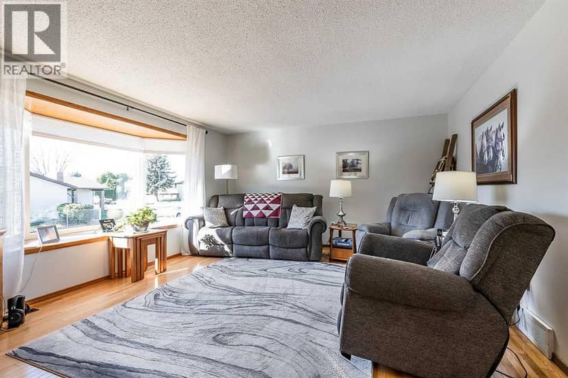 46 Ross Haven Place SE — photo 18 of 40