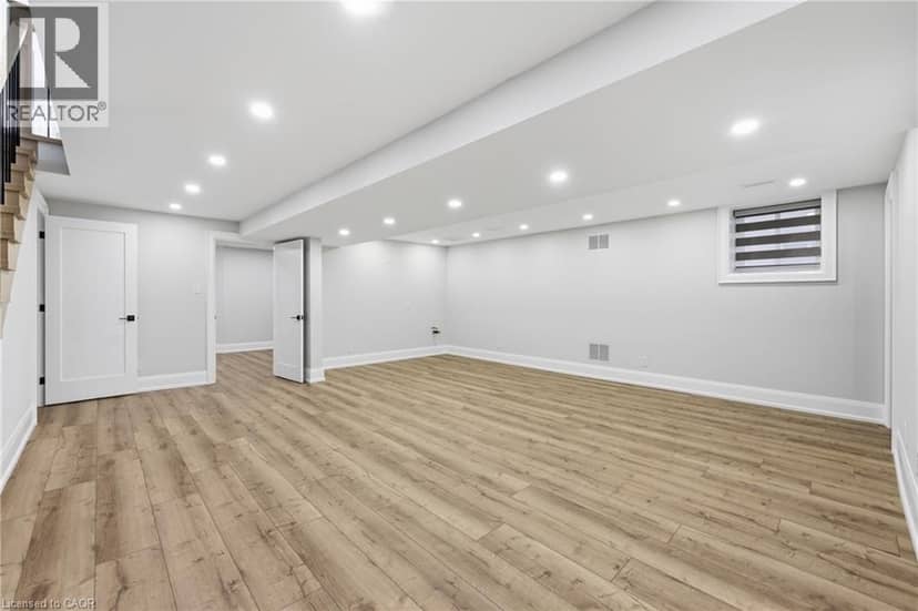 2029 KEMPTON PARK Drive — photo 35 of 40